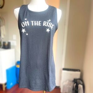Old Navy Active Graphic "On The Rise" Tank Sz L